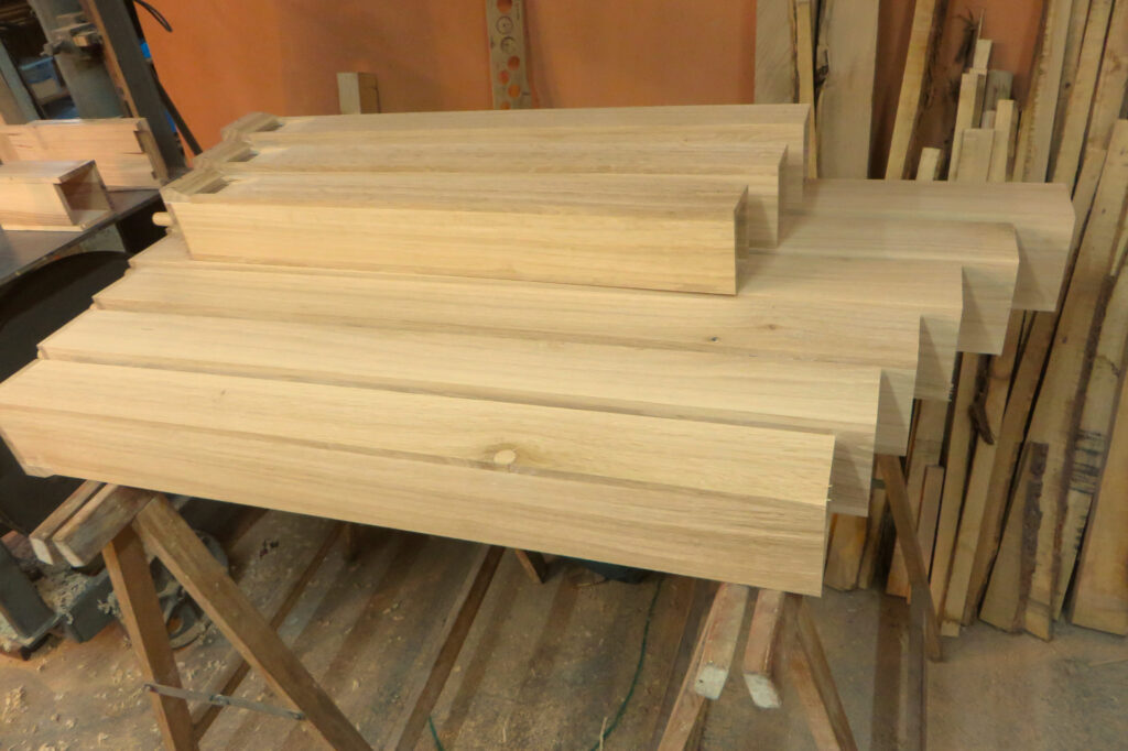 Tuyaux d'orgue en bois (en chêne) bouchés en 8 pieds